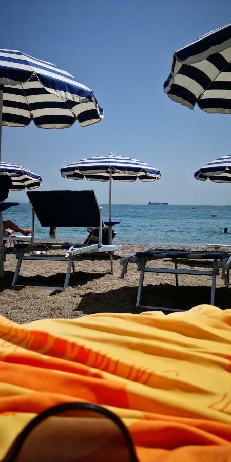 Casa Vacanze Archi Medievali ซาแลร์โน ภายนอก รูปภาพ