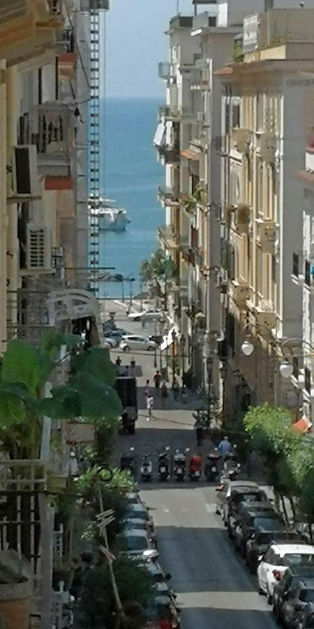 Casa Vacanze Archi Medievali ซาแลร์โน ภายนอก รูปภาพ