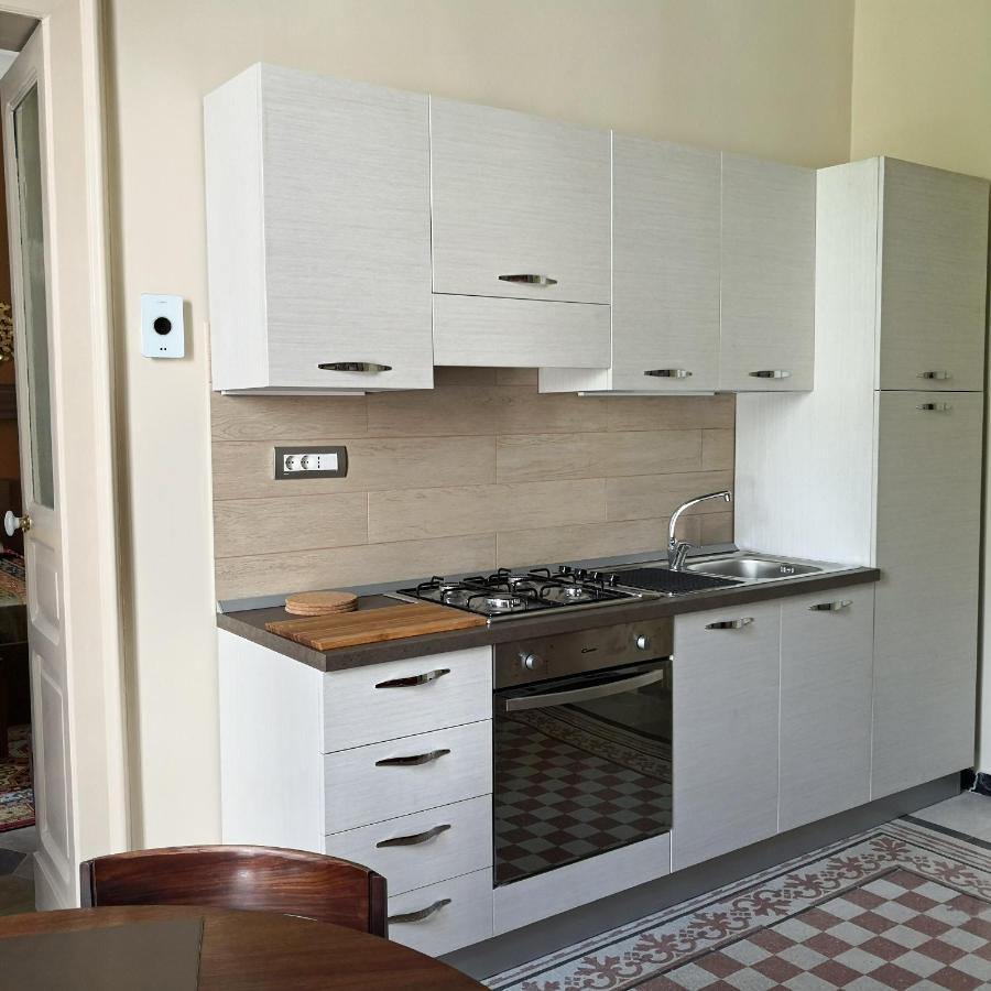 Casa Vacanze Archi Medievali ซาแลร์โน ภายนอก รูปภาพ