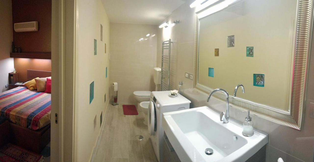Casa Vacanze Archi Medievali ซาแลร์โน ภายนอก รูปภาพ